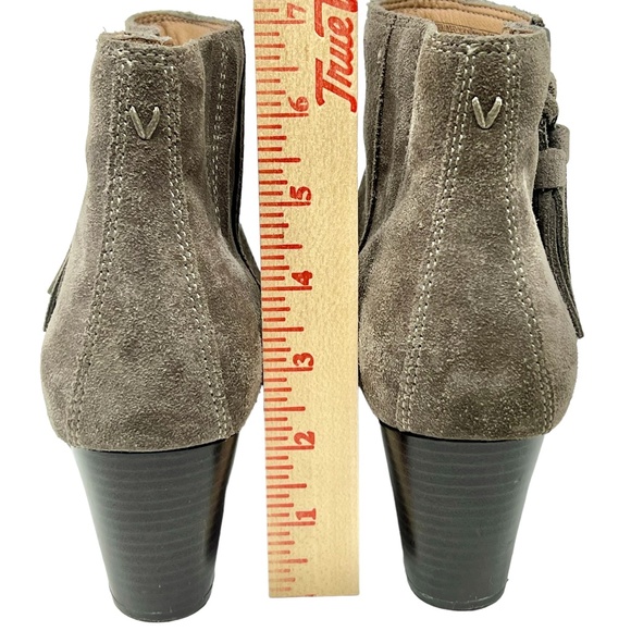 Vionic women's Madeline Greige Weatherproof Suede Ankle Boot size 9 - Picture 7 of 13